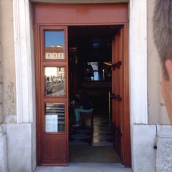 James Joyce Cafe - Entrance