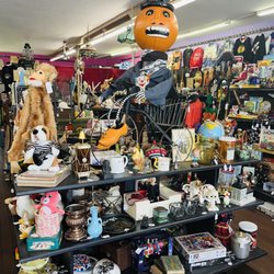 Deceased Vintage - Antiques