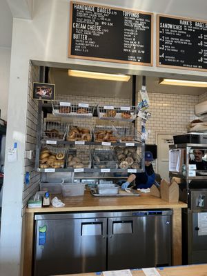 Hank's Bagels by null
