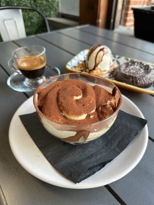 Caffe Bravo by null