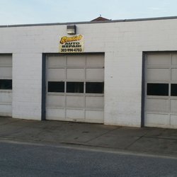 Ronnie's Auto Repair
