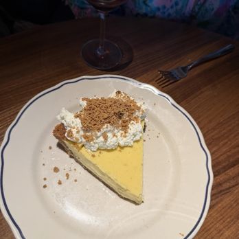 131 Main - Key Lime pie - Seafood Near Me - Sarasota, Florida 131 Main - Key Lime pie - Seafood Near Me - Sarasota, Florida