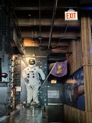 Headquarters Beercade by null