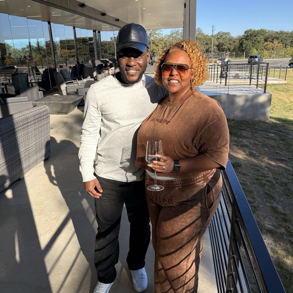 Slate Theory Winery - Wine Tasting Room Near Me - Fredericksburg, Texas