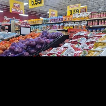 Grocery Outlet - Grocery Near Me - Strongsville, Ohio