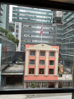 L'Hermitage Vancouver by null