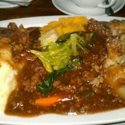 Balls of Prudhoe - Mince and leek pudding - delicious