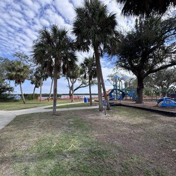 Harbour Heights Park - Parks Near Me - Punta Gorda, Florida Harbour Heights Park - Parks Near Me - Punta Gorda, Florida