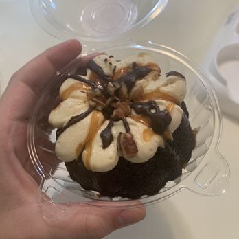 Big Georgia Bundts - Chocolate Turtle - Desserts Near Me Big Georgia Bundts - Chocolate Turtle - Desserts Near Me