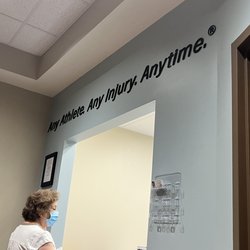 Westover Hills Clinic - Sports Medicine Associates - Office