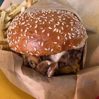 Burger District LA - Burgers Near Me - Los Angeles, California Burger District LA - Burgers Near Me - Los Angeles, California