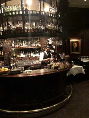 Hy's Steakhouse & Cocktail Bar by null