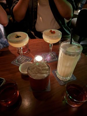 THE ROYAL COCKTAIL CLUB by null
