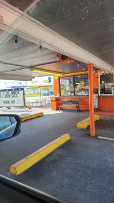 Eddie's Drive In by null