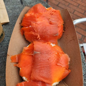 Los Bagels - Lox and cream cheese bagel - Bakeries Near Me - Eureka, California