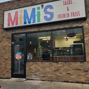 MiMi's Craft Kitchen - the front of the restaurant - American Near Me - Chicago, Illinois