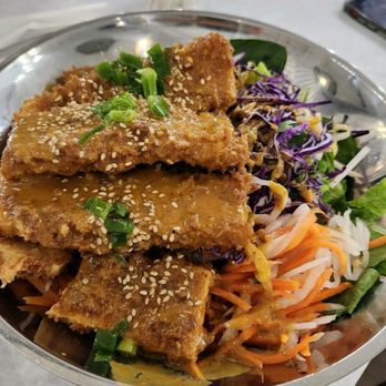 Ba Chi Kitchen And Bar - Rice noodles with Crispy Panko Red Curry Tofu & Bok Choy w vermicelli - Vietnamese Near Me - Metairie, Louisiana