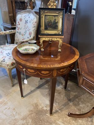 Sawyer Antique Mall by null