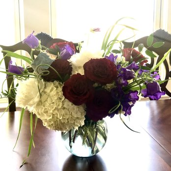 AR Pontius Flower Shop - Floral Arrangement 2019 - Florists Near Me - Harbor Springs, Michigan AR Pontius Flower Shop - Floral Arrangement 2019 - Florists Near Me - Harbor Springs, Michigan
