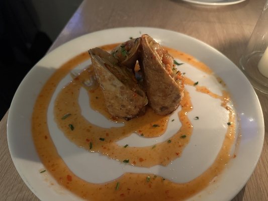 Feather & Wedge by null