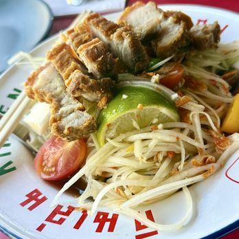 Kin Len - Thai Street Eats - Thai Papaya Salad with Crispy Pork Belly 10/10 absolutely delicious! - Thai Near Me - San Diego, California Kin Len - Thai Street Eats - Thai Papaya Salad with Crispy Pork Belly 10/10 absolutely delicious! - Thai Near Me - San Diego, California