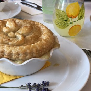 The Lemon Tree - Cocktail Bars Near Me - Bend, Oregon