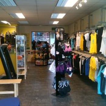 Moti - Sporting Goods Near Me - Clifton, BST