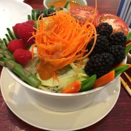 House green salad. Fresh blanches vegetables and seasonal fruit. House green salad. Fresh blanches vegetables and seasonal fruit.