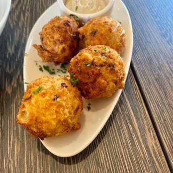 Crescent Bistro - Jalapeno Cheddar Doughtnuts - New American Near Me - Pleasant Hill, California Crescent Bistro - Jalapeno Cheddar Doughtnuts - New American Near Me - Pleasant Hill, California