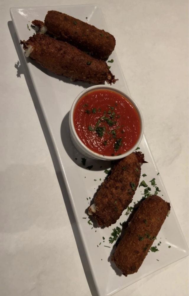 Food from Enzo's Italian Restaurant