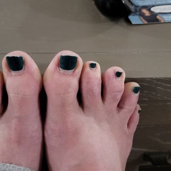 Skyline Nails & Spa - One month and my polish still looks great! - Nail Salons Near Me - Waco, Texas