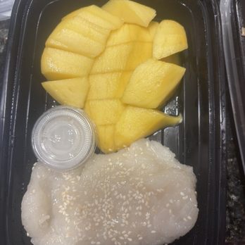 Thai 7 Bistro - Mango Sticky Rice - Thai Near Me - Brea, California Thai 7 Bistro - Mango Sticky Rice - Thai Near Me - Brea, California