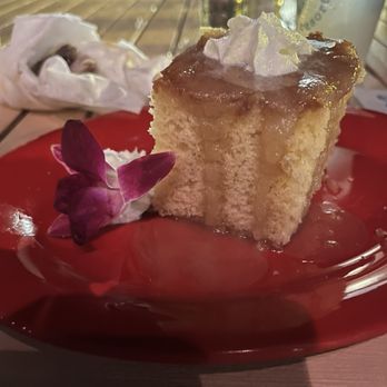 Iggies Oasis Restaurant - Rum cake - Dive Bars Near Me - Saint Thomas, Virgin Islands