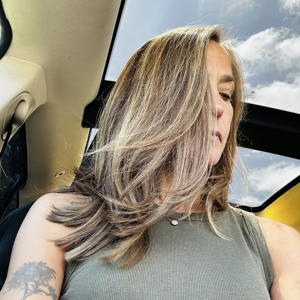 Salon Drew - Fresh cut/color by Jaidyn - Hair Salons Near Me - Long Beach, California Salon Drew - Fresh cut/color by Jaidyn - Hair Salons Near Me - Long Beach, California