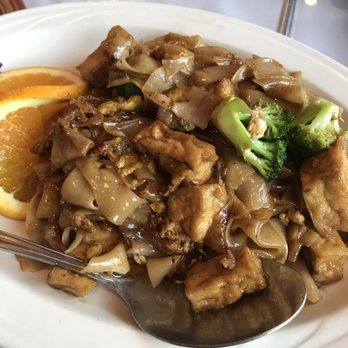 Chao Praya - Thai Near Me - Novato, California