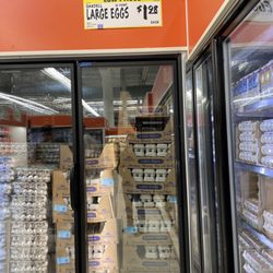 WinCo Foods - Large Eggs