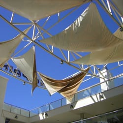 Einkaufszentrum Puerto de Mogan