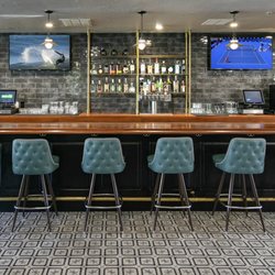Sevys Bar and Kitchen - Sevy's Bar