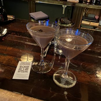 Armitage Alehouse - Espresso Martini - Pubs Near Me - Chicago, Illinois Armitage Alehouse - Espresso Martini - Pubs Near Me - Chicago, Illinois