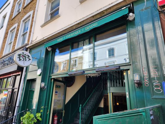 Bertie Blossoms by null