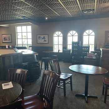 Lakeridge Winery & Vineyards - Upstairs seating - Wineries Near Me - Clermont, Florida Lakeridge Winery & Vineyards - Upstairs seating - Wineries Near Me - Clermont, Florida