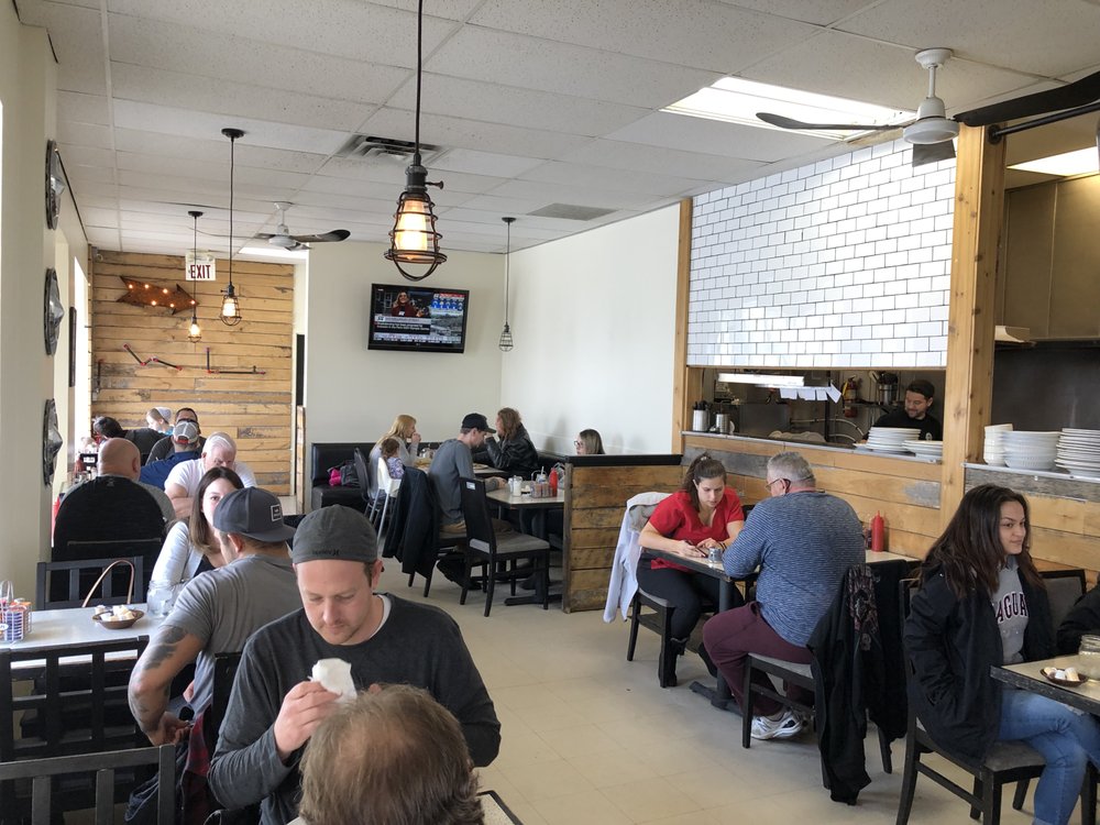 SPARE PARTS DINER Updated October 2024 24 Photos & 15 Reviews 63