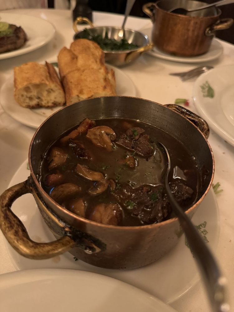 Aux Crus de Bourgogne