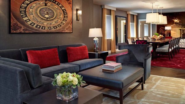The Omni King Edward Hotel by null