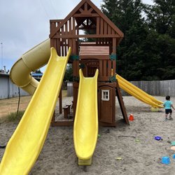 Andersen's RV Park - Lots of slides and swings!