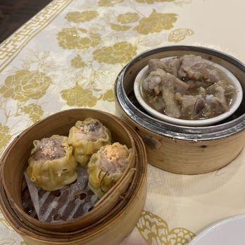 New Northern Manor - Some selections from dim sum carts at lunchtime - Dim Sum Near Me - Little neck, New York New Northern Manor - Some selections from dim sum carts at lunchtime - Dim Sum Near Me - Little neck, New York