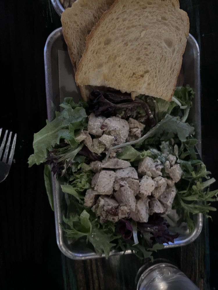 GUITARS & GROWLERS MCKINNEY Updated September 2024 82 Photos & 76