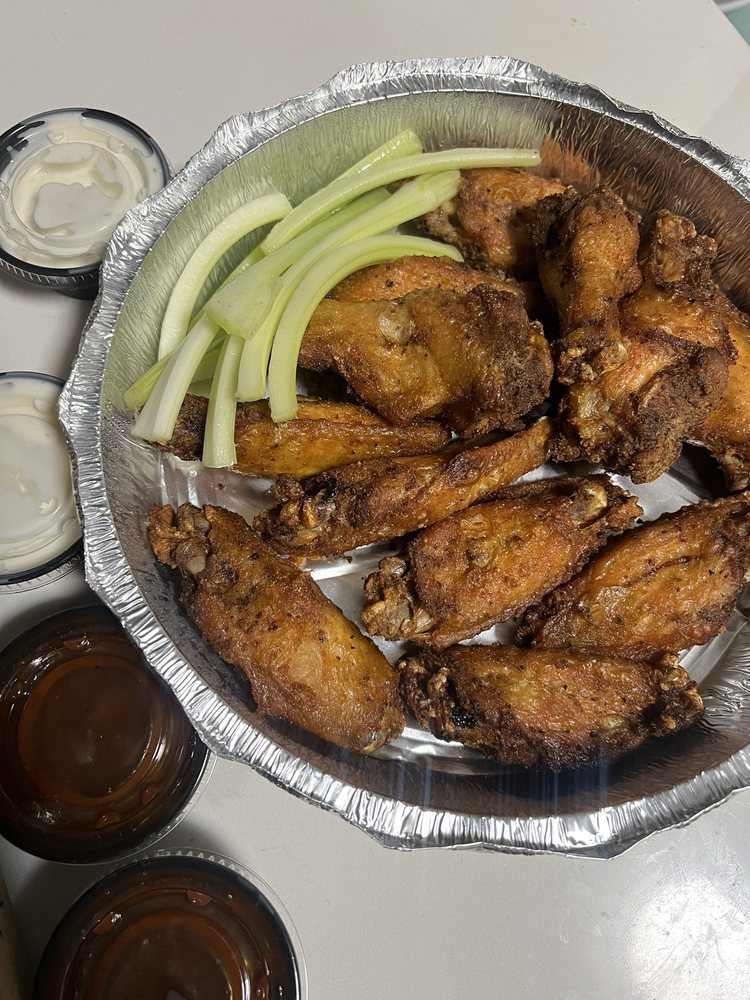 RENATO’S PIZZERIA Updated September 2024 2601 Jenkintown Rd