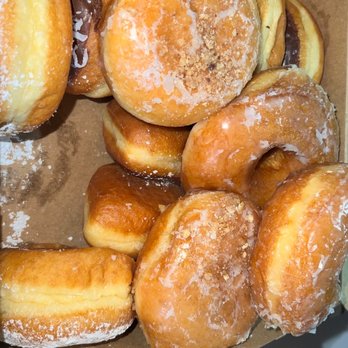 Simple and Delicious Donut Shop - 100% Hands Down Scrumptiousness!! - Donuts Near Me - Olympia, Washington