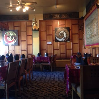 Siamese Bay Restaurant - Indoor seating with soft music and mood lighting. - Thai Near Me - Monterey, California